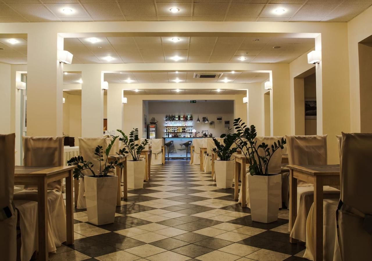 Отель Hotel Mazury Гижицко-26